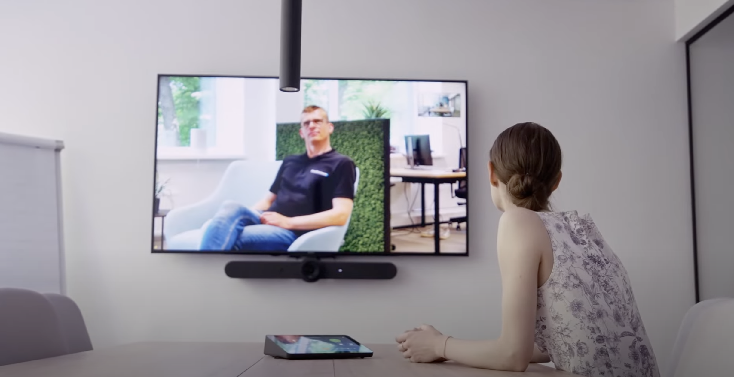 Esitlustehnika ja videokonverentsilahendus ettevõttes Certific - ProScreen.eu